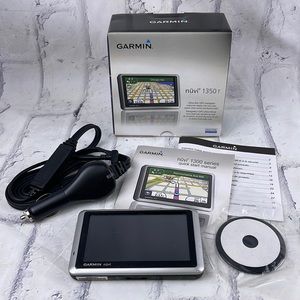 Garmin Nuvi 1350T Ultrathin GPS Navigation System in Original Box